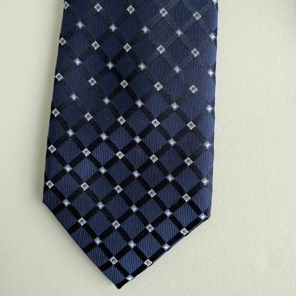 Navy Checkered Bespoke New York Mens Polyester Tie - Picture 9 of 10